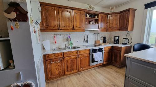 Η κουζίνα ή μικρή κουζίνα στο Laufás Guesthouse