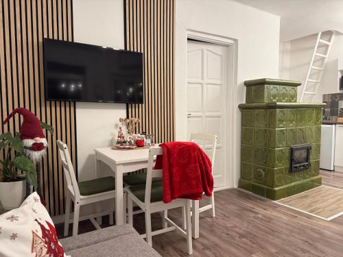 Η κουζίνα ή μικρή κουζίνα στο Offline vendégház