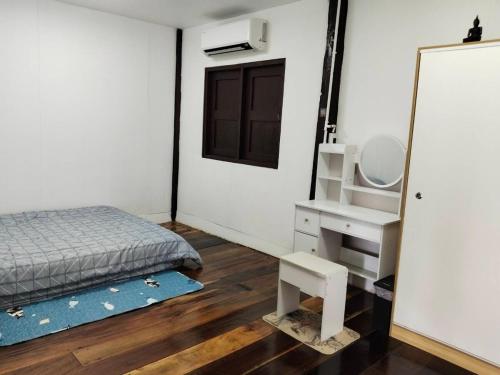 Ένα ή περισσότερα κρεβάτια σε δωμάτιο στο U-ary Home