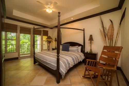 Voodi või voodid majutusasutuse Marbella 2A 3 bdr Ocean View in Los Suenos toas