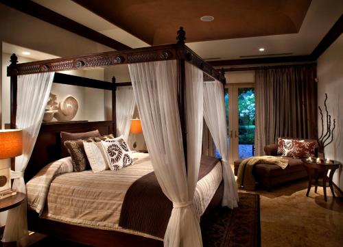 Giường trong phòng chung tại Villa La Perla 4Bdrs Ocean views Los Suenos