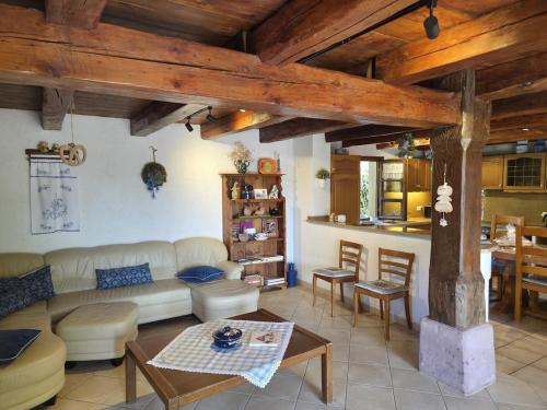 Χώρος καθιστικού στο Gîte de charme Alsacien près de Colmar