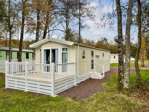 El edificio en el que está la casa vacacional