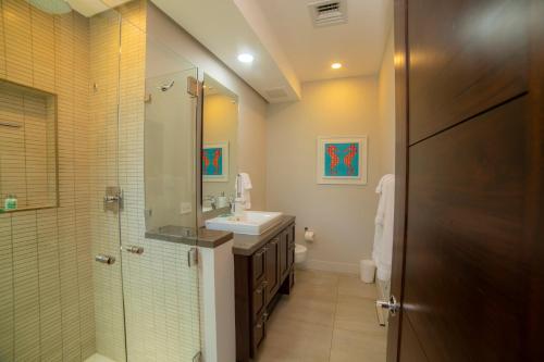 Koupelna v ubytování Miramar 2D 3 bdr Ocean View in Los Suenos