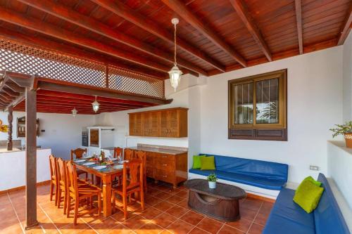 Villa Victoria Lanzarote by Villa Plus