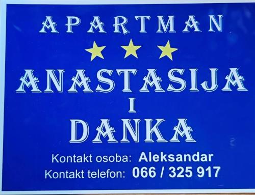 Majutusasutuses APARTMAN ANASTASIJA i DANKA olev sertifikaat, autasu, silt või muu dokument