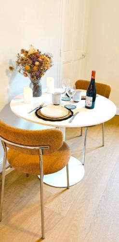 Χώρος καθιστικού στο Le Ptit Rennes- 200 m de la Gare Cosy Lumineux