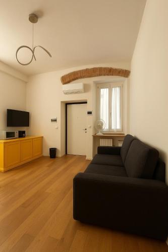 Cozy Design Apartment in Isola - Bosco Verticale View