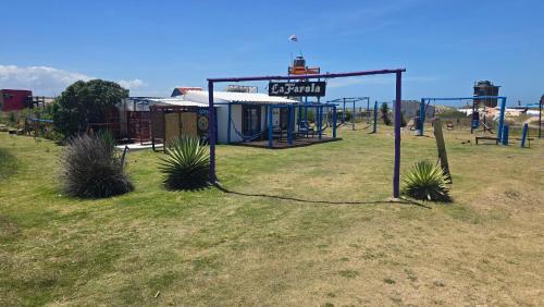 Ο χώρος παιχνιδιού για παιδιά στο La Farola del Cabo