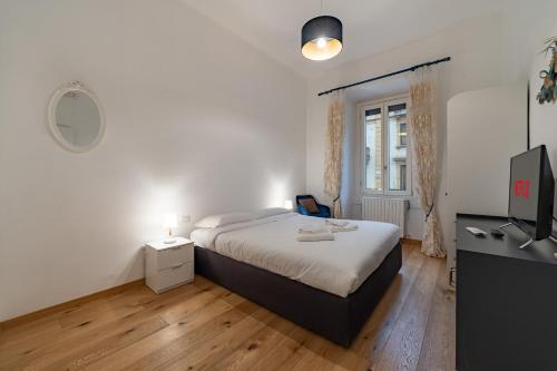 5 walk from Porta Venezia station, with 2 bedrooms