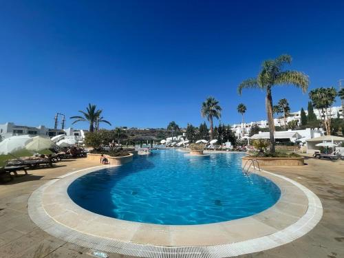 Lovely 3 Bedroom Home in a Resort in Albufeira