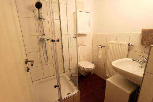 Phòng tắm tại Charming Old Town Apartment - Central and Cozy