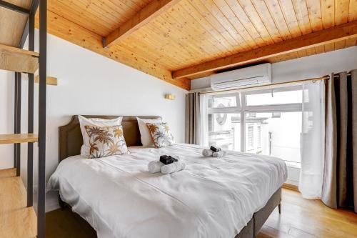 Charming Duplex Apartment with AC near Picpus