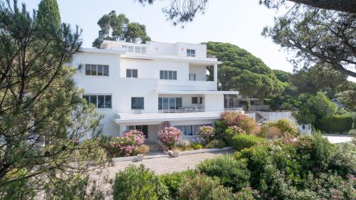 JAMES FCD94 - superb vintage design luxury villa with pool & St Maxime sea view
