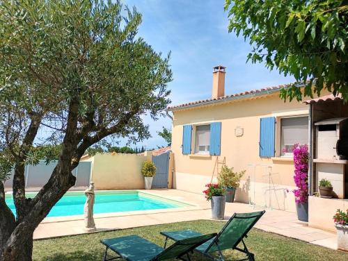 Πισίνα στο ή κοντά στο Maison au milieu des vignes