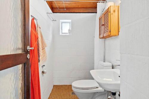 Et badeværelse på TV1696-Jerup-Blabaervej-2