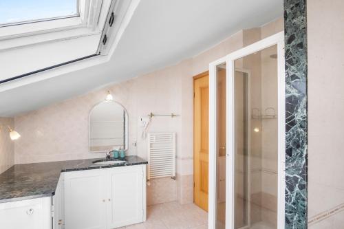 Et badeværelse på GardenHouse Frascati