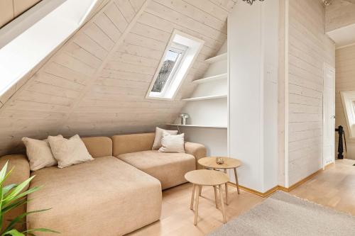 Χώρος καθιστικού στο 1BR Balcony in heart of old town