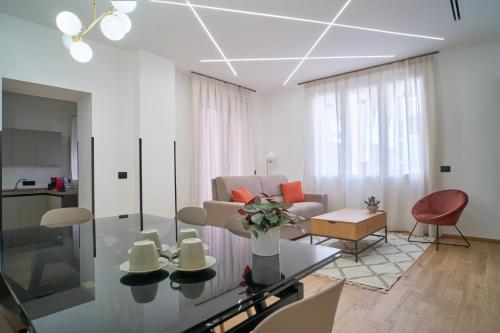 Χώρος καθιστικού στο Eschilo - Cairoli Apartments