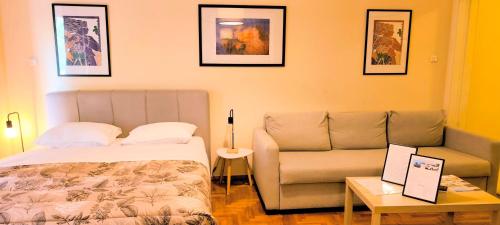 Grand apartment in Acropolis museum