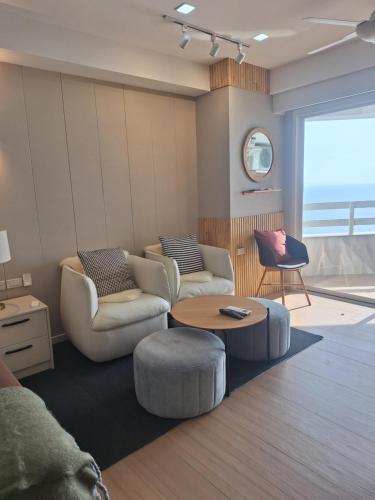 Istumisnurk majutusasutuses Jomtien Plaza Condotel