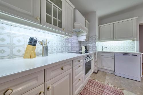 Η κουζίνα ή μικρή κουζίνα στο Ferienwohnung Salzafeld