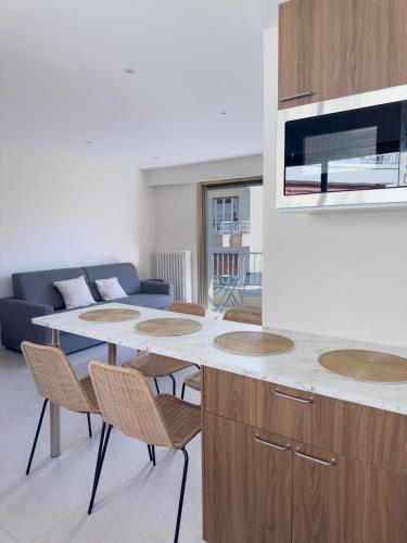 4-star suite close to Sea , Juan les Pins