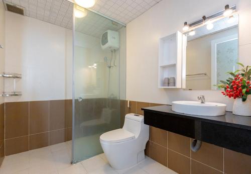 Et badeværelse på Simpsons Homestay - Oasky