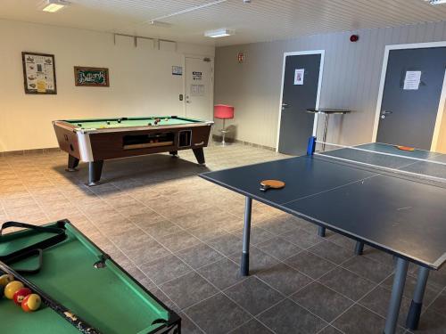 Phòng trò chơi tại Relaxing Retreat - Pool and Sauna