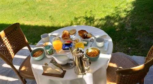 Mad i den private indkvartering eller i nærheden