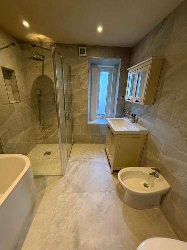 Un baño de Dun Laoghaire Hidden Getaway