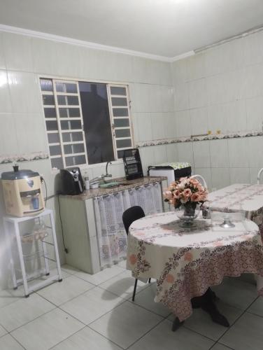 Køkken eller tekøkken på Elaine