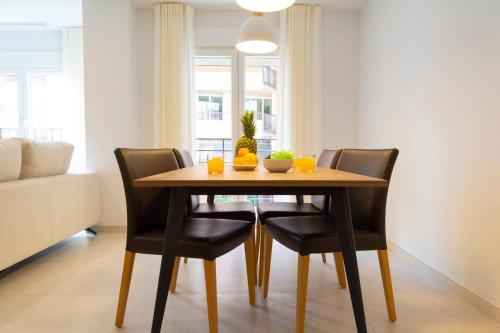 Cozy 4BR Apt • Sea views • Denia Port • WIFI • A/C