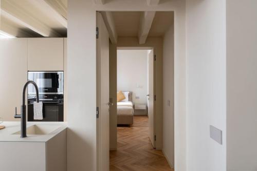 Heart Milan Apartments Duomo Castello photo 40