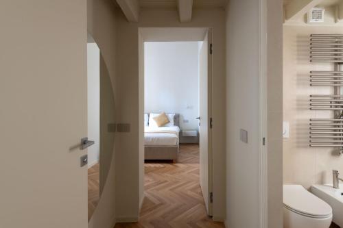 Heart Milan Apartments Duomo Castello photo 32