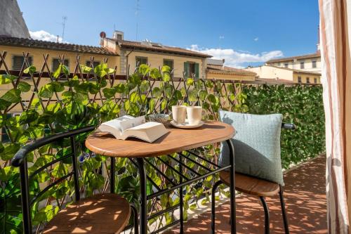 Orsini Apartment with balcony and free parking