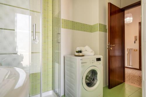 Orsini Apartment with balcony and free parking