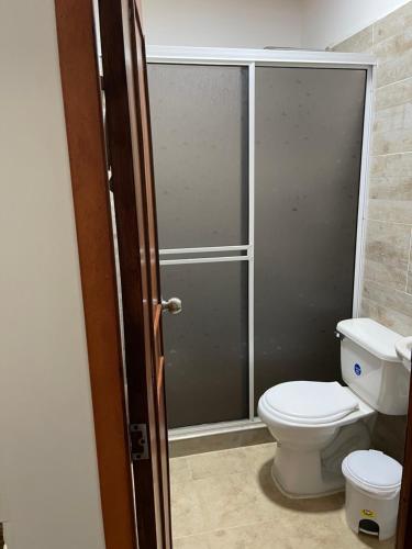 Ένα μπάνιο στο La mejor opción para tu descanso y recreación.