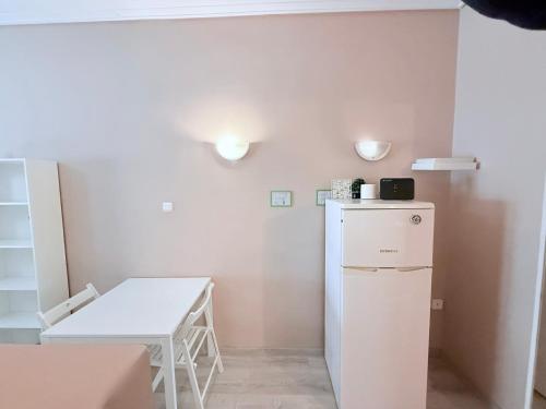 Stylish City Apartment Next to Athens Sights