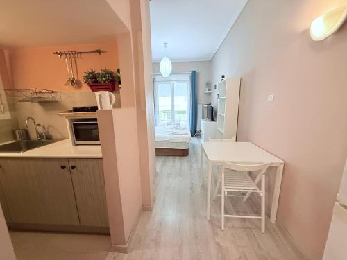 Stylish City Apartment Next to Athens Sights