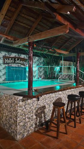 สระว่ายน้ำที่อยู่ใกล้ ๆ หรือใน Hotel Solares
