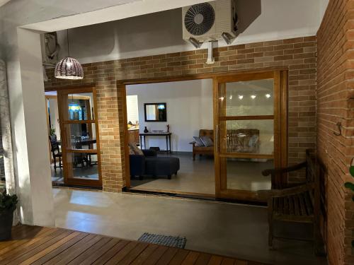 TV a/nebo společenská místnost v ubytování Casa da Árvore Bertioga