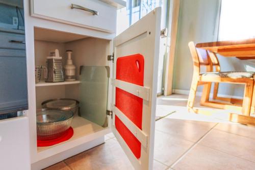 Η κουζίνα ή μικρή κουζίνα στο Peaceful CENTRAL Retreat