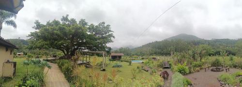 Loodusmaastik palkmajakese lähedal