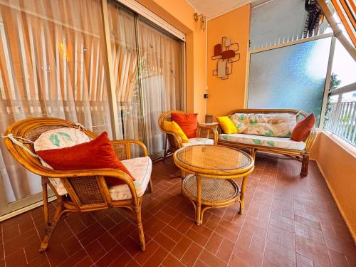 昂蒂布L'Eden Apt 4 Prs, clim, parking, 300 m des plages的相册照片