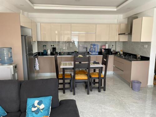 Η κουζίνα ή μικρή κουζίνα στο Rbella Haven