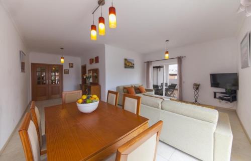 Gallery image of B41 - Windmill Modern with Pool in Lagos