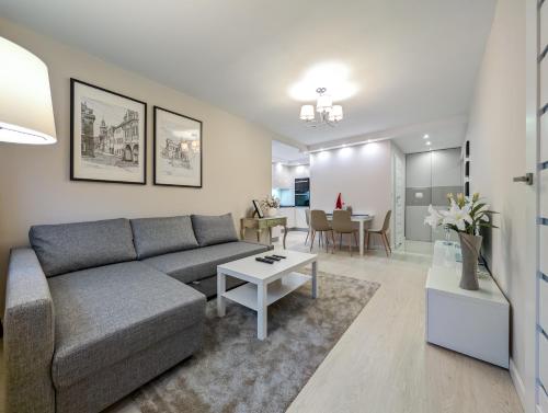 Drukarska Serenity Apartment by BookingHost