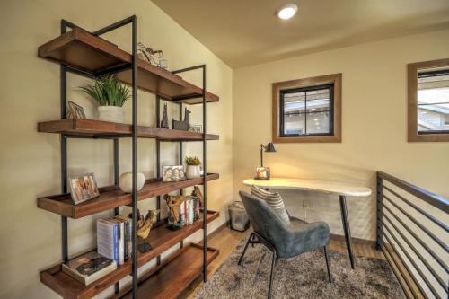 a home office with a desk and a chair at Basin Bungalow Red Lodge in Red Lodge