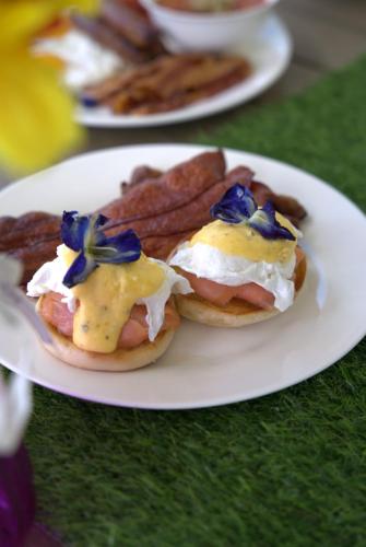 Jídlo v hotelu nebo okolí